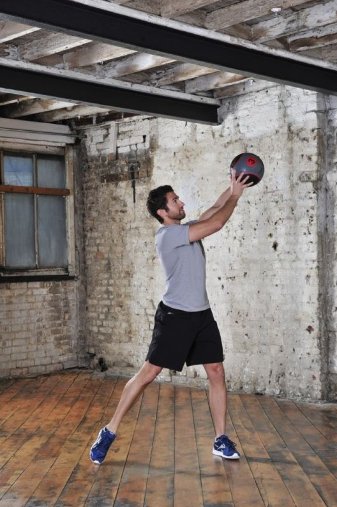 reebok_medball_3kg_demo5.JPG