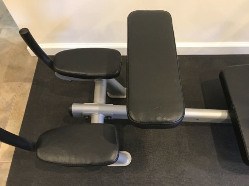 Тренажер для задней поверхности бедра - глют машина BodySolid PGM200X