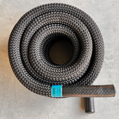 Тренировочный канат AEROBIS Battle Rope V2, длина 10 м, диаметр 40 мм, вес 9,4 кг, черный