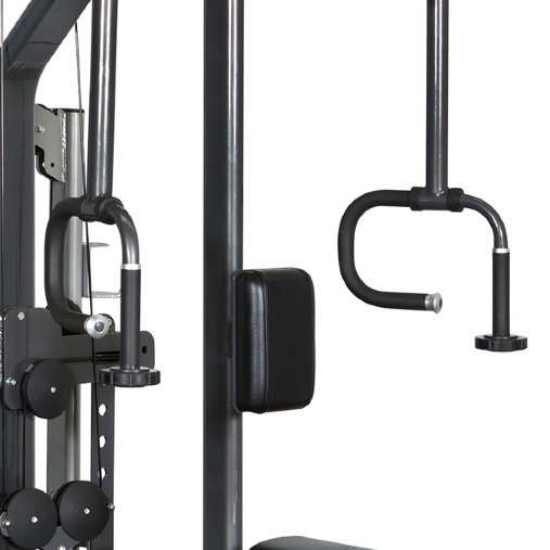 Подвижные поручни с многопозиционным хватом обеспечат легкий вход и выход из упражнения.