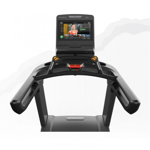 Беговая дорожка Matrix Performance Plus. Консоль Touch Base - сенсорный экран диагональю 16 дюймов