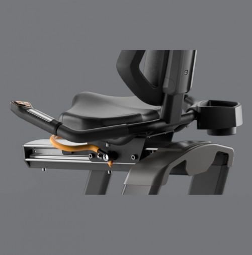 Горизонтальный велотренажер Matrix Lifestyle. Консоль LED