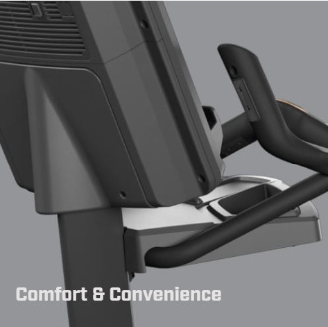 Вертикальный велотренажер Matrix Performance. Консоль LED