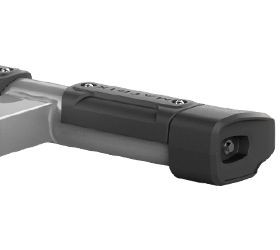 Стабилизаторы закрыты кожухами из формированного уретана для защиты от царапин и сколов