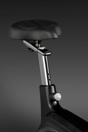 Регулируемое сидение по вертикали и горизонтали