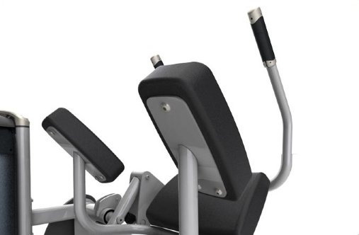 Запатентованные рукоятки повышенной комфортности Action Specific Grips™ c оптимальным распределением нагрузки на руки